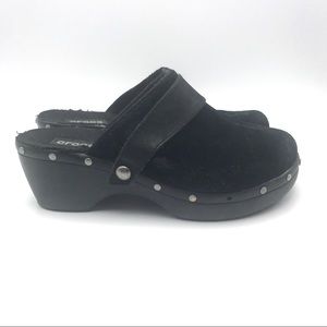 CROCS Cobbler Studded Black Suede Leather Clogs 8